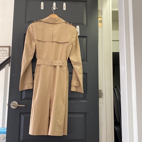 Kenneth Cole raincoat, size medium, excellent condition - Picture 2 of 2